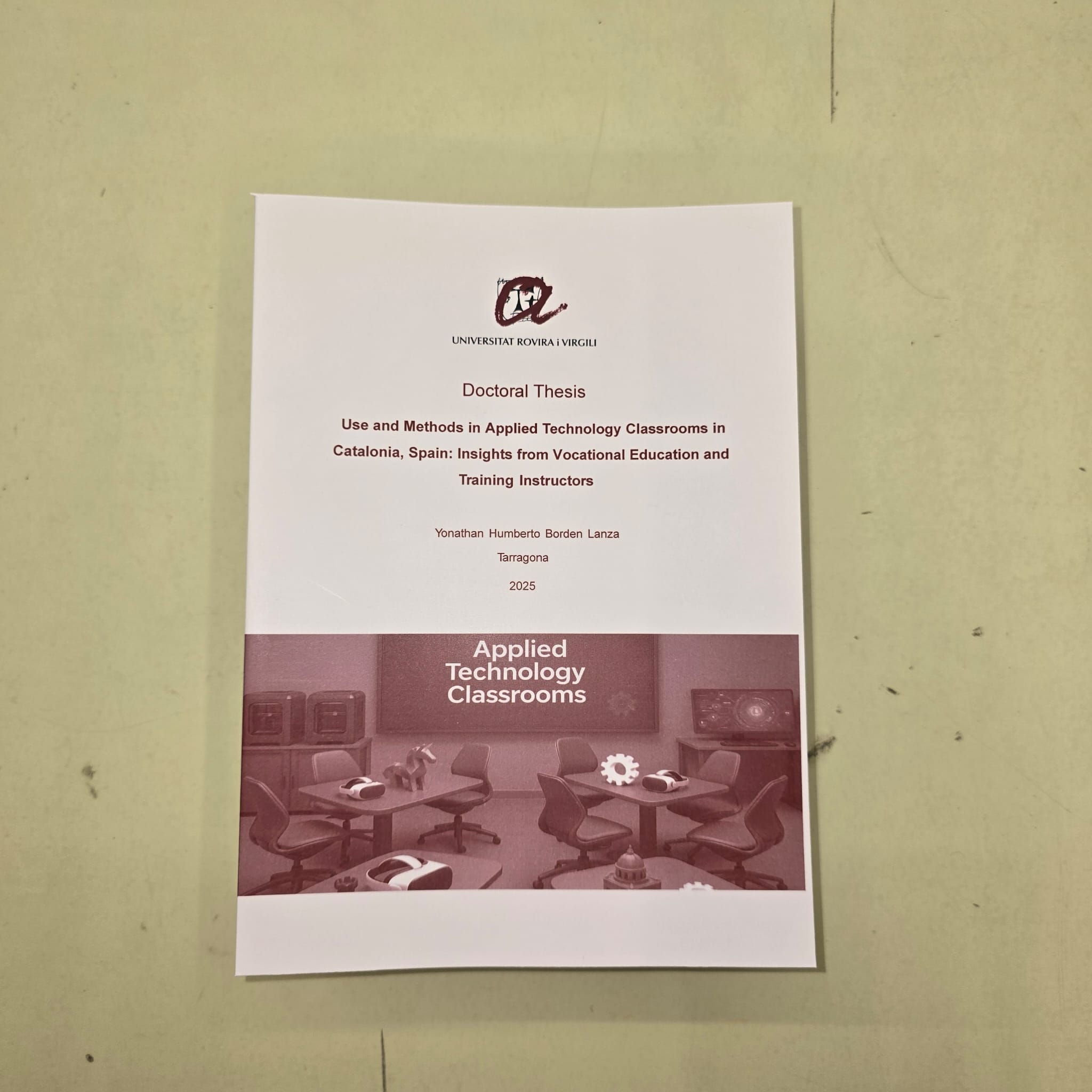 Tesis doctoral con cubierta personalizada